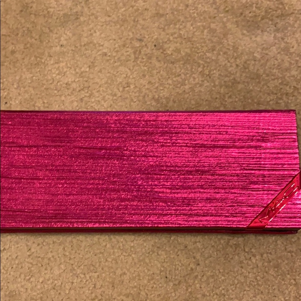 Mac Cosmetics 2018 Shiny Pretty Things